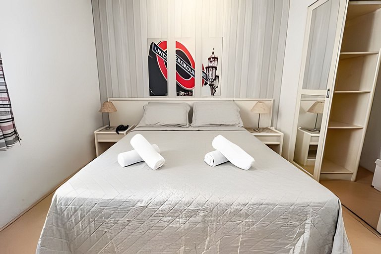 Apto completo no Hotel La Residence