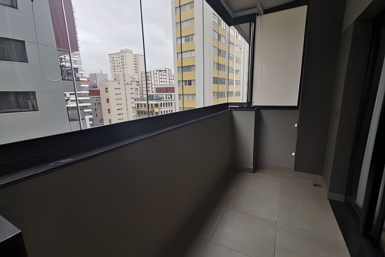 Apto com Piscina e Academia