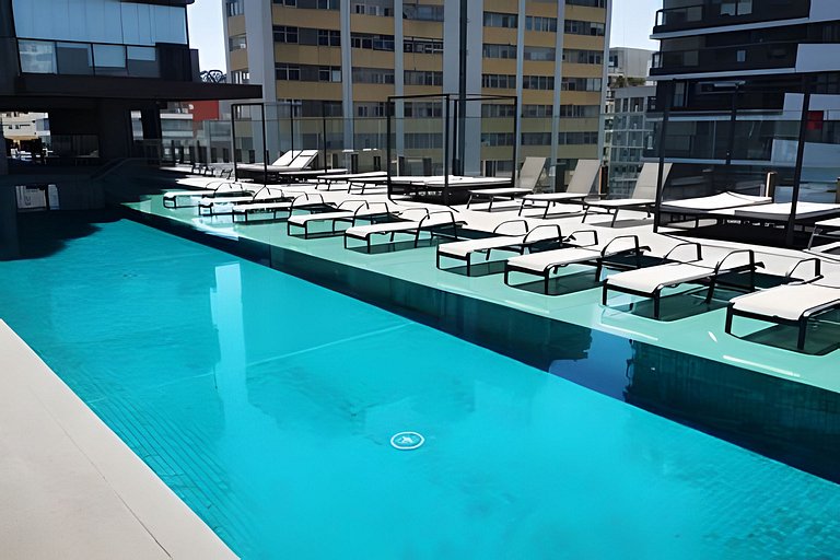 Apto com Piscina e Academia