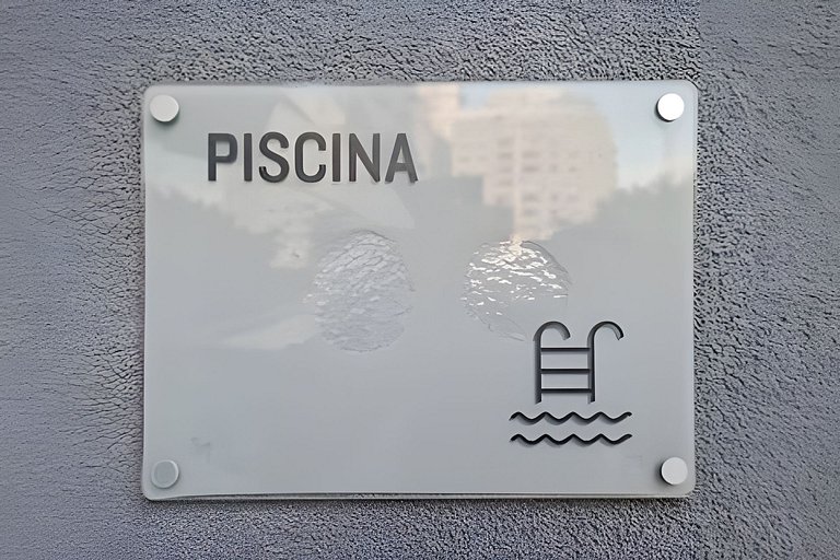 Ap em frente ao metro Oscar Freire com Piscina