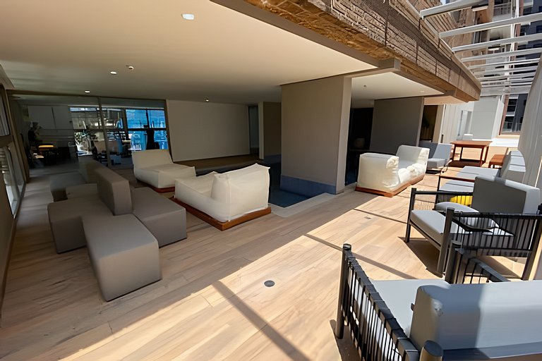 Apt com Academia e Piscina