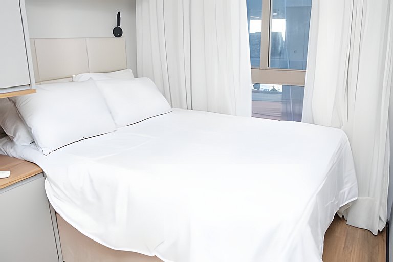 Apt com Academia e Piscina