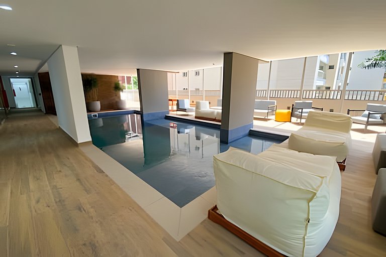 Apt com Academia e Piscina