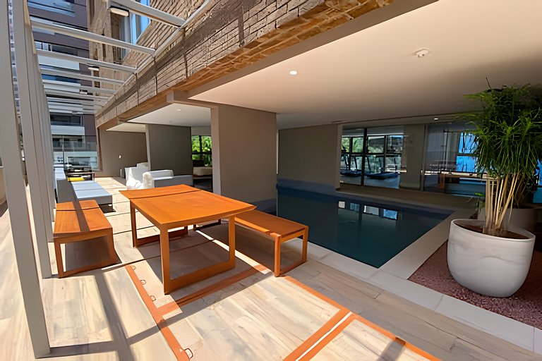 Apt com Academia e Piscina