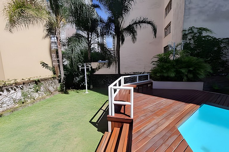 Conforto com piscina Fifith Avenue