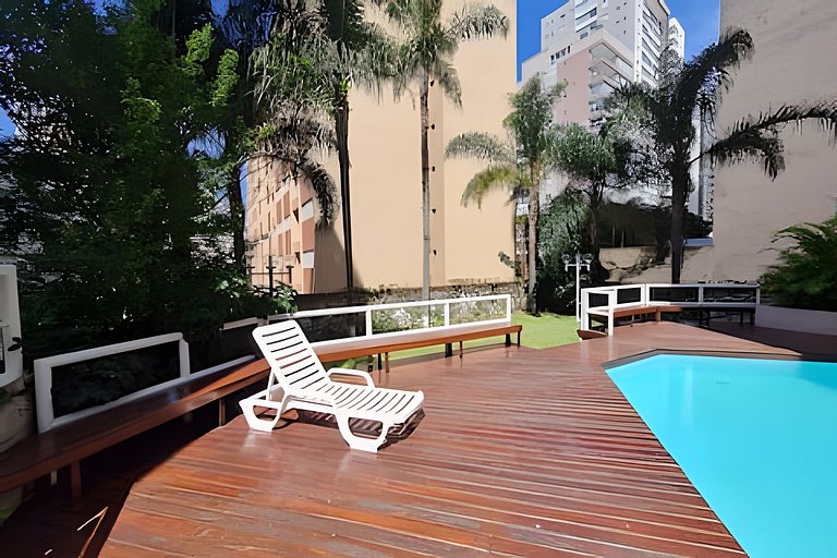 Conforto com piscina Fifith Avenue
