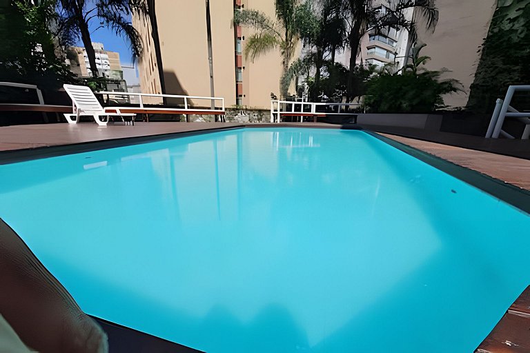 Conforto com piscina Fifith Avenue