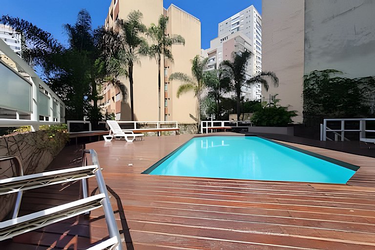 Conforto com piscina Fifith Avenue