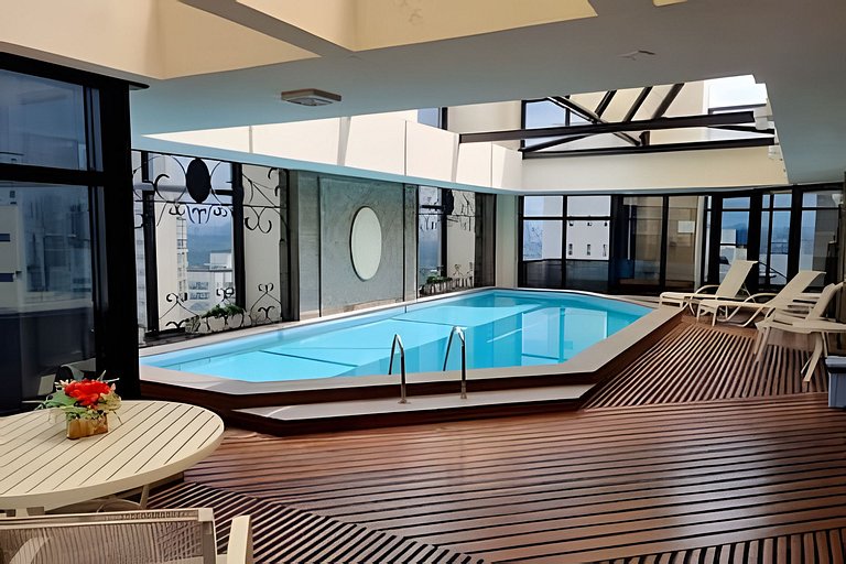 Apto Jardim Paulista com Piscina