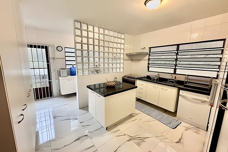 Chácara com vista maravilhosa e piscina