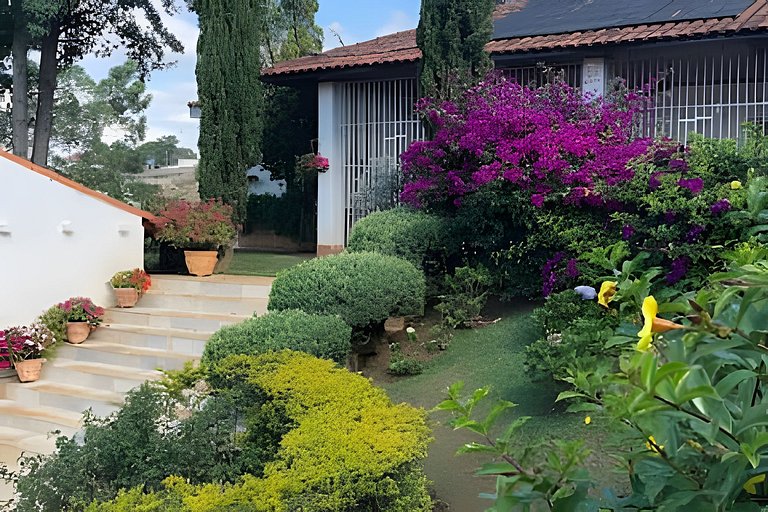 Chácara com vista maravilhosa e piscina