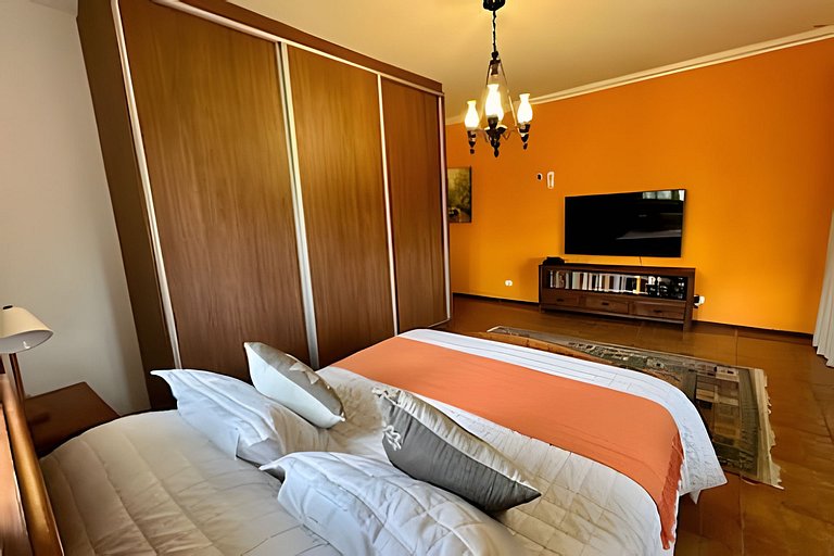 Chácara com vista maravilhosa e piscina