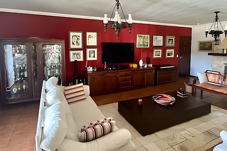 Chácara com vista maravilhosa e piscina