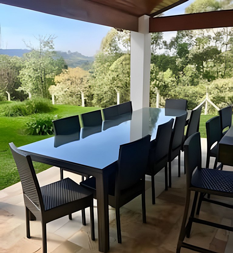Chácara com vista maravilhosa e piscina