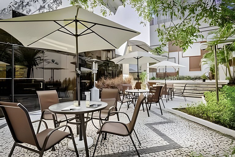 Um respiro verde no meio da agitação urbana