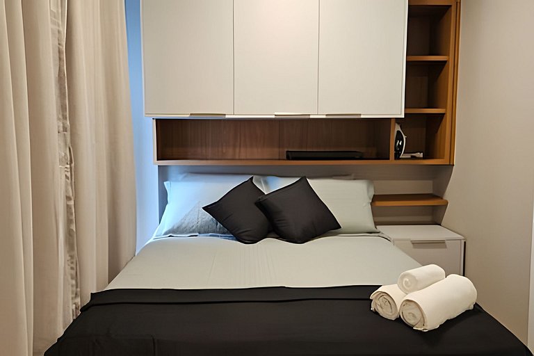 Apto charmoso com piscina próximo da Av Paulista.