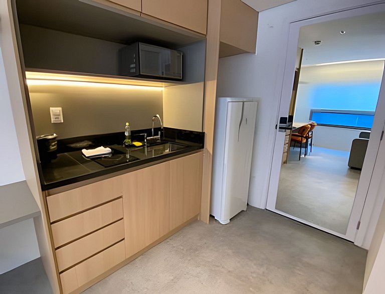 Studio próximo a estação Oscar Freire