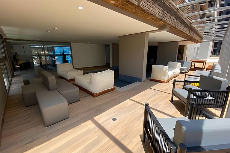 Studio próximo a estação Oscar Freire