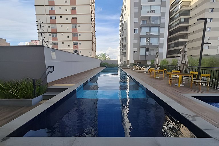 Ap com Piscina e Jacúzzi