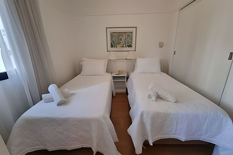 Ap charmoso em hotel no centro do Jardins