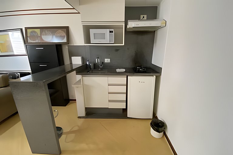 Apto com Piscina e Academia no Jardim Paulista