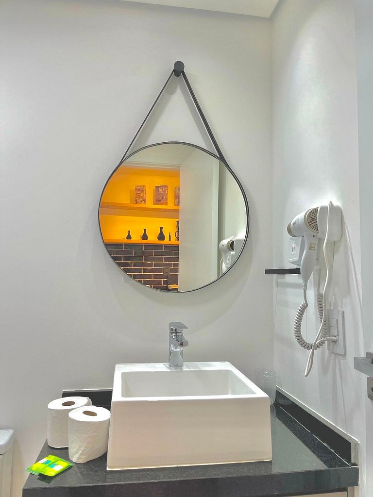 Studio c/ Piscina e Academia