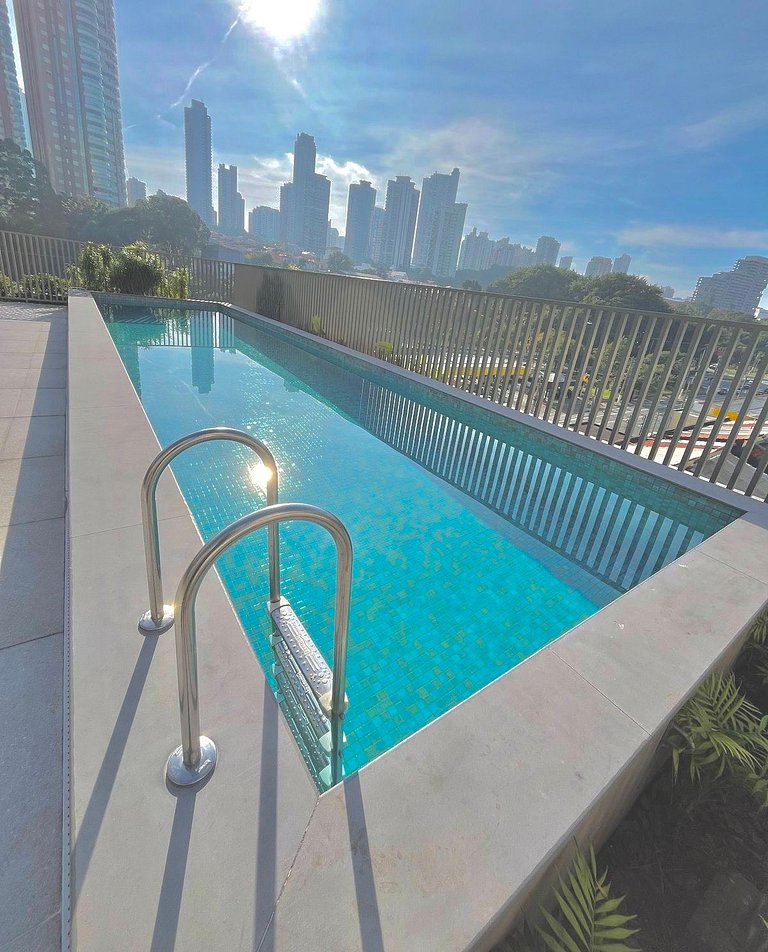 Studio c/ Piscina e Academia
