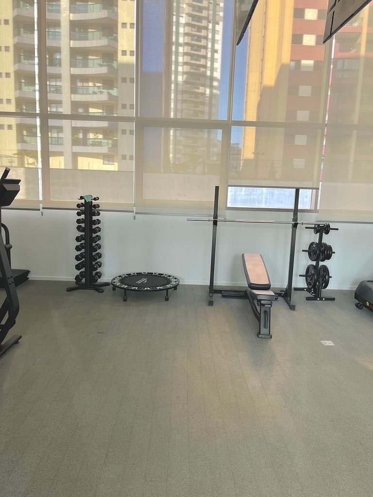 Studio c/ Piscina e Academia
