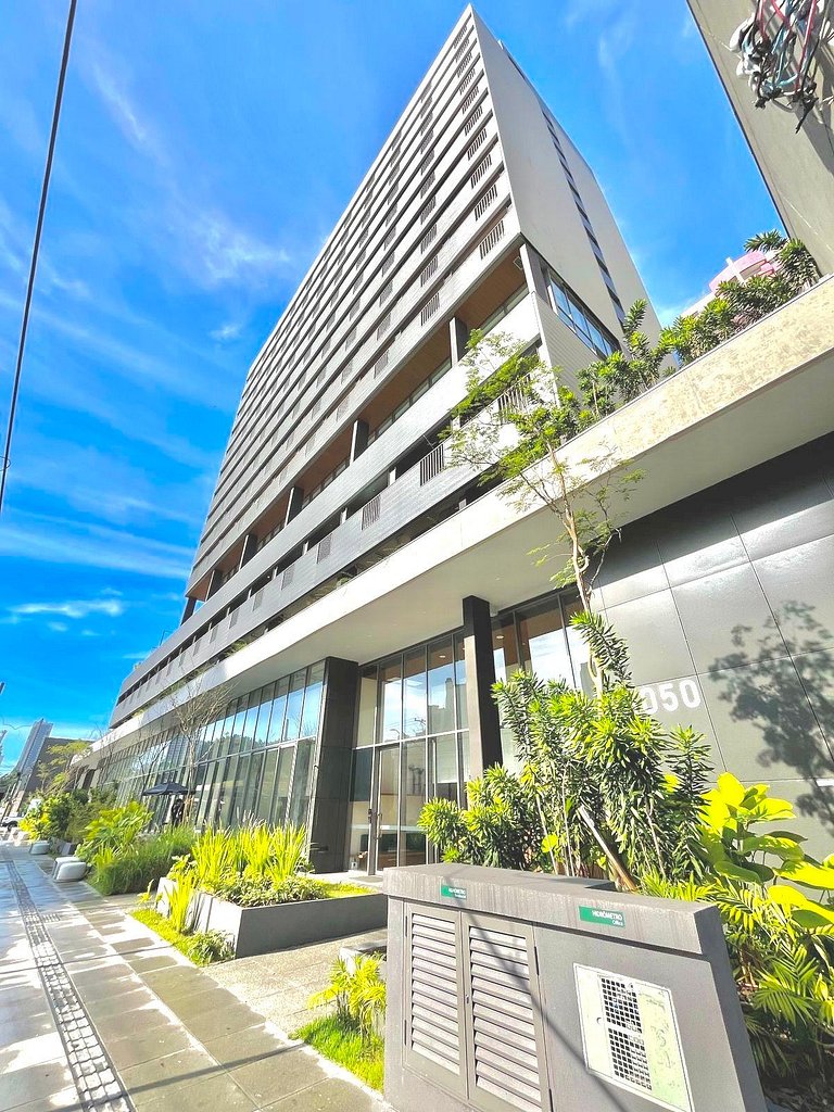 Studio c/ Piscina e Academia