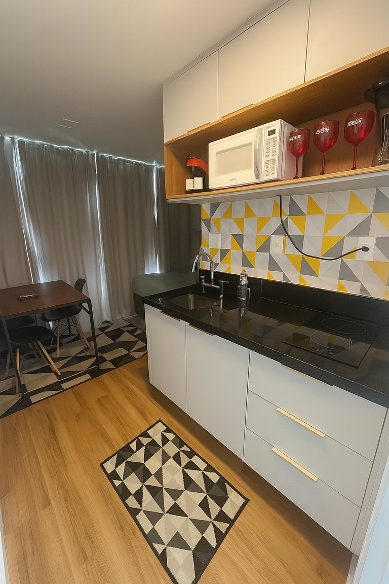Apto charmoso com piscina próximo da Av Paulista.