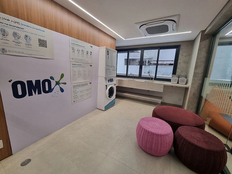 Apto com varanda próximo a Av Paulista