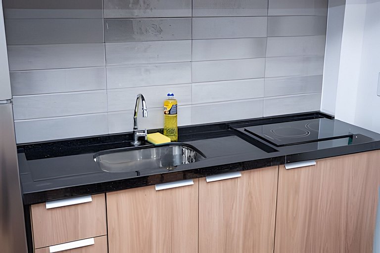 Flat com cozinha completa – Cidade Jardim SP
