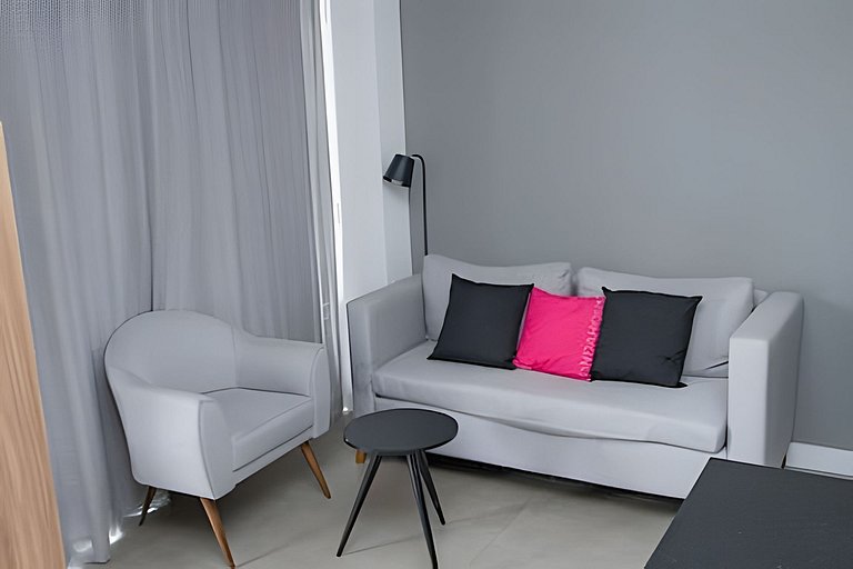 Apto completo VN Millennium c/ Cozinha & Wi-Fi
