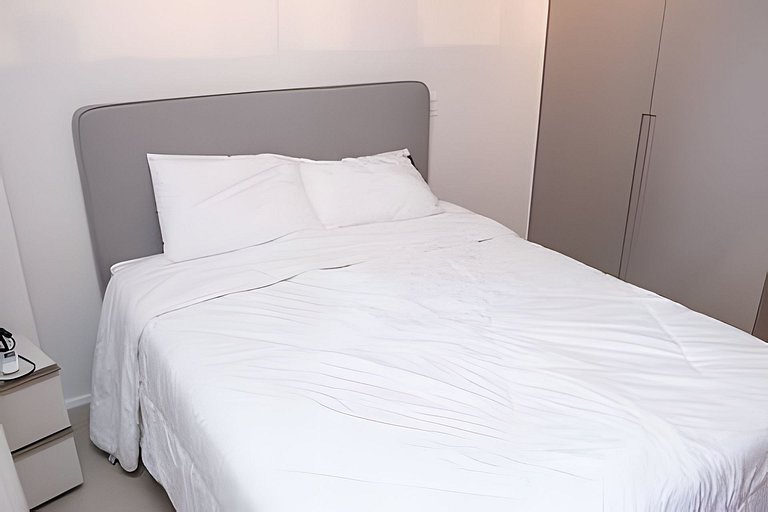 VN Millennium: Cama Confortável e Piscina