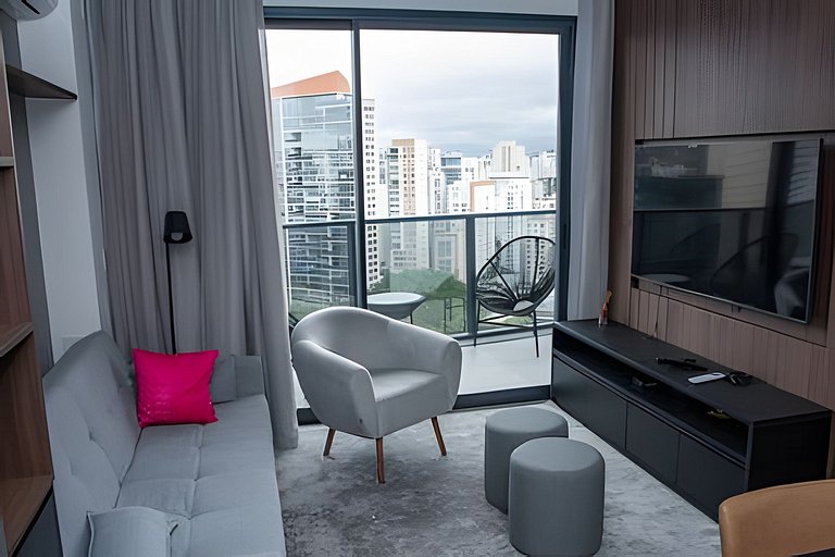 Cozinha Completa e Piscina no Millennium