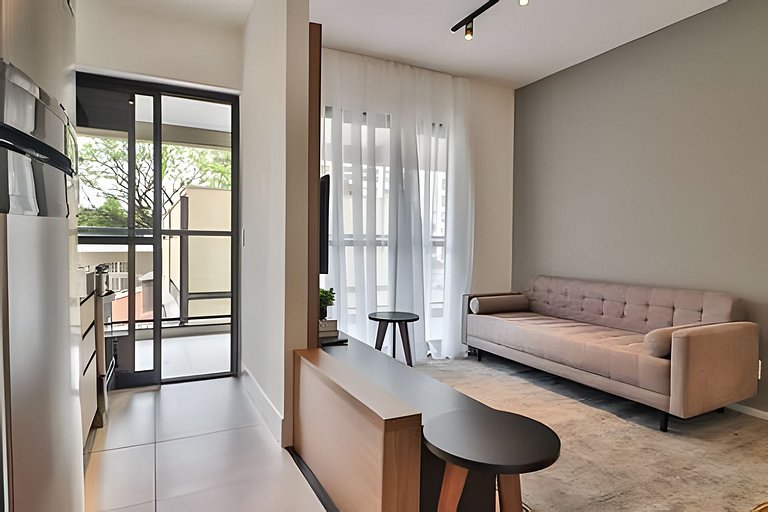 Apartamento com piscina na Vila Olímpia