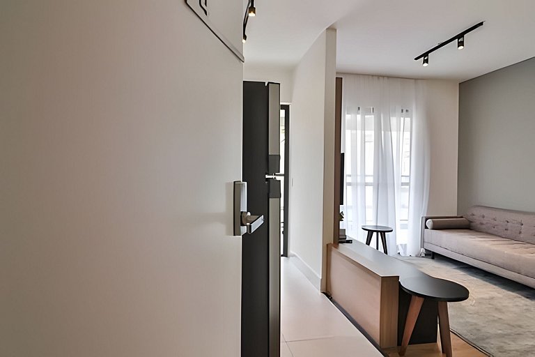 Apartamento com piscina na Vila Olímpia