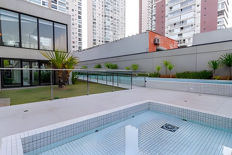 Apartamento com piscina na Vila Olímpia