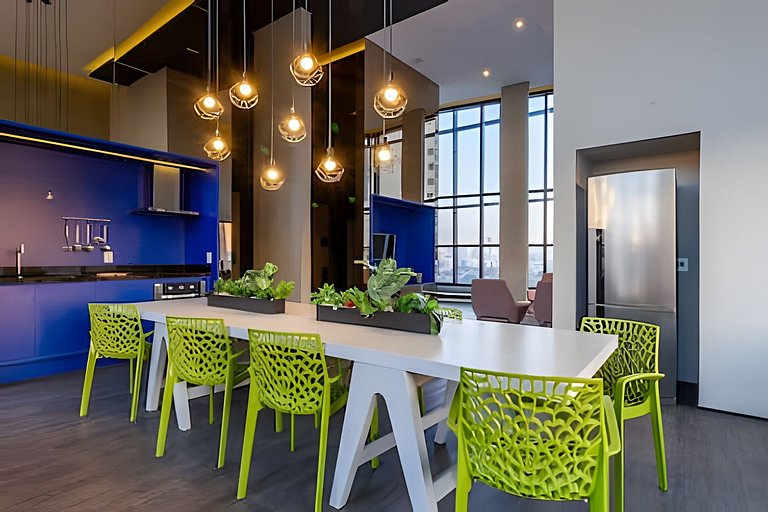 Apartamento com piscina na Vila Olímpia