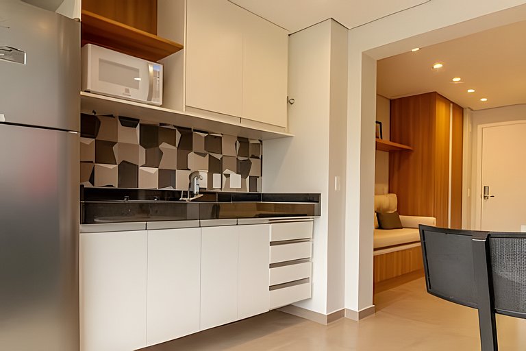 Apartamento com piscina na Aclimação