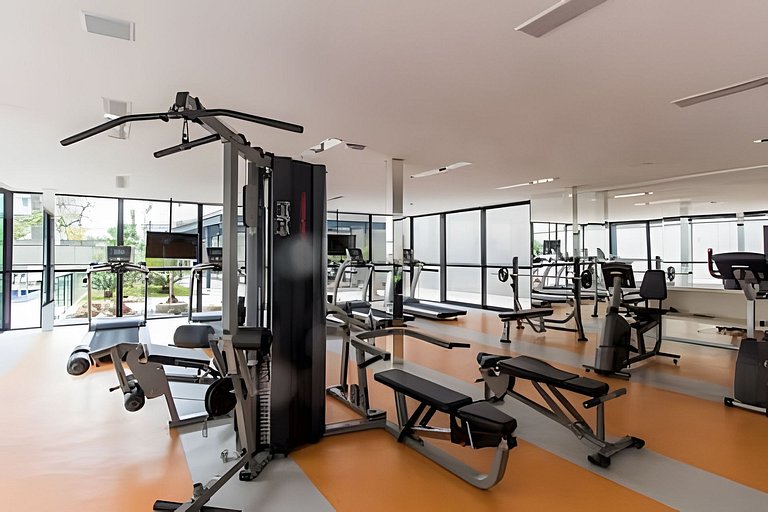 Apartamento com piscina na Aclimação