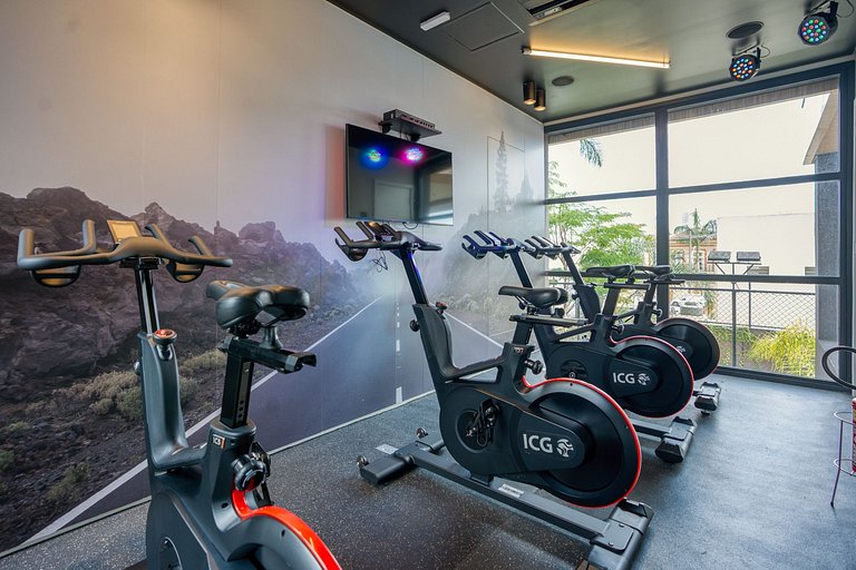 Apto com ótima localização na vila olímpia