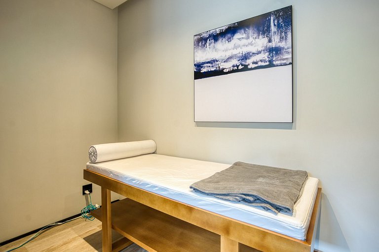 Apto com ótima localização na vila olímpia