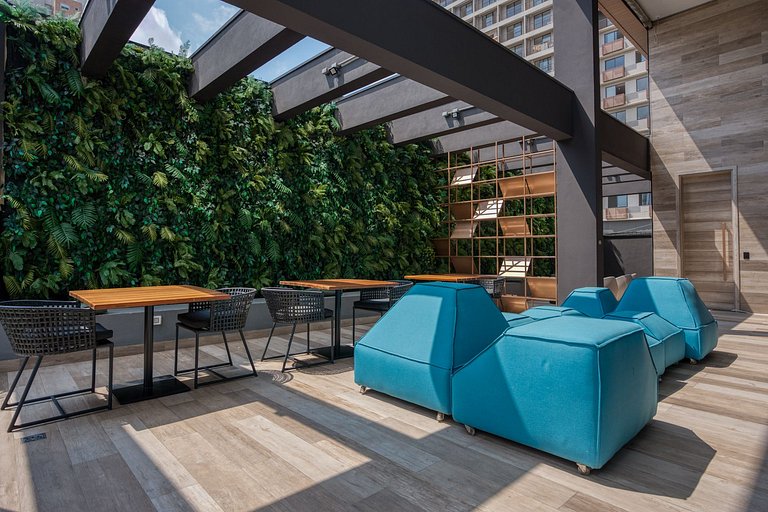 Apto com ótima localização na vila olímpia