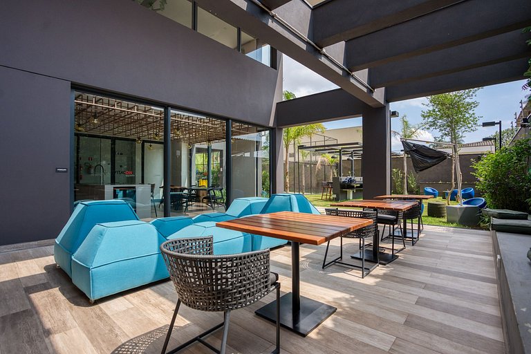 Apto com ótima localização na vila olímpia