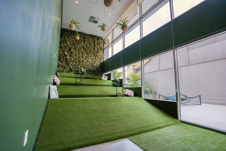 Fora da Caixa, Dentro do Conforto| On Loefgreen