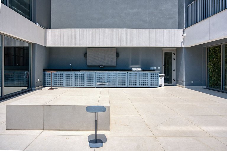 Fora da Caixa, Dentro do Conforto| On Loefgreen